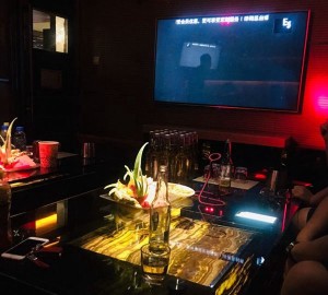 杭州西湖温莎KTV：尽享湖畔音乐盛宴